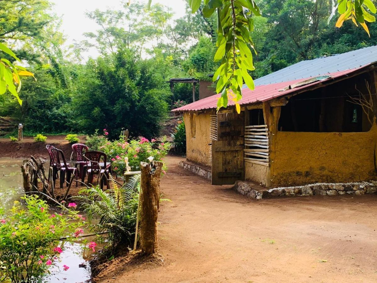 Eco Lodge Meemure & Adventure Park Mimure Exterior photo